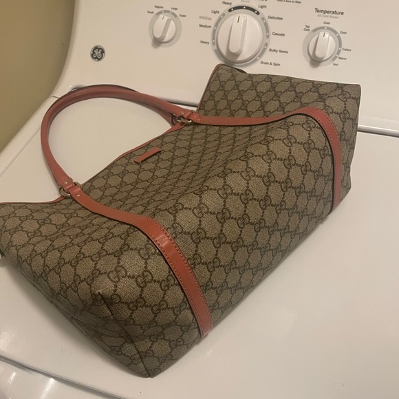 Gucci Gg Supreme Leather Trim Tote - Picture 4 of 15